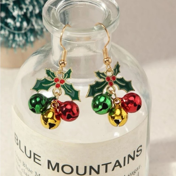 Mistletoe Drop Earrings - Picture 3 of 5